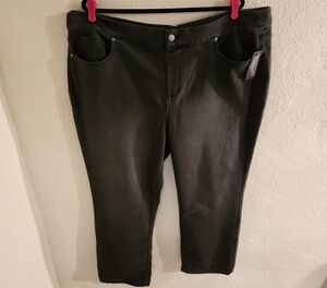 Isaac Mizrahi Live Black Divine Denim Jeans 24W NWT